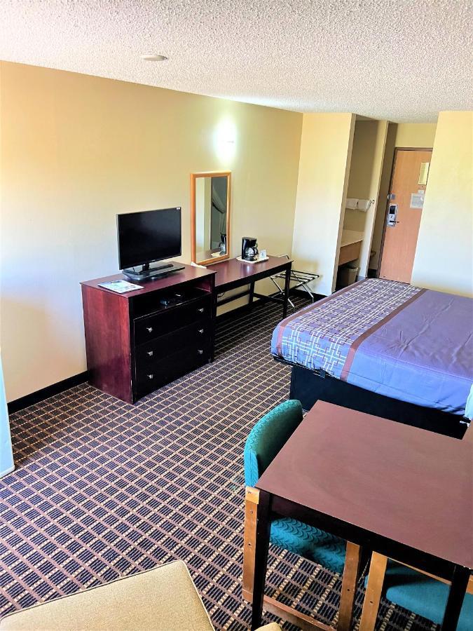 Designer Inn And Suites Toledo المظهر الخارجي الصورة